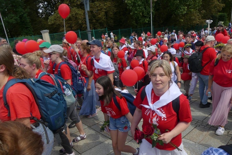 Powitanie 32. Cieszyńskiej Pieszej Pielgrzymki na Jasnej Górze - 2023