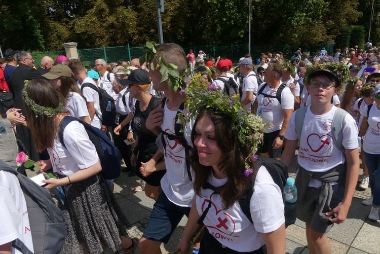 Powitanie 38. Pieszej Pielgrzymki Dekanatu Andrychowskiego na Jasnej Górze - 2023