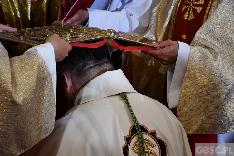 Minęła rocznica sakry bp. Adriana Puta