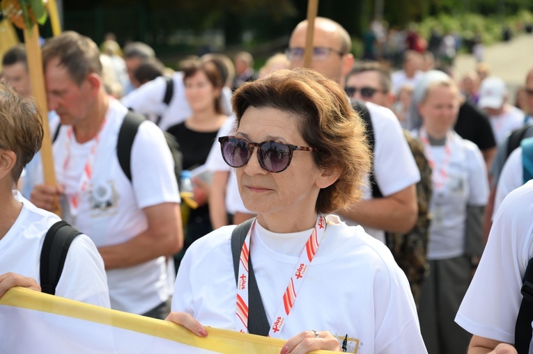 Wejście pieszej pielgrzymki na Jasną Górę