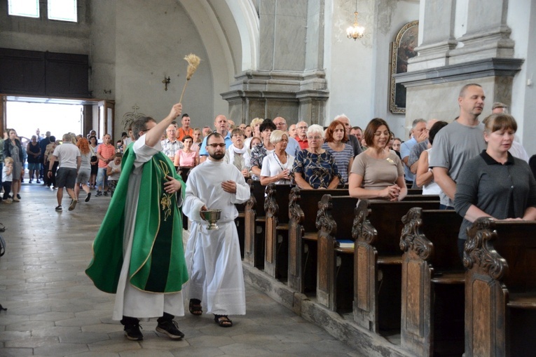 Nysa. Msza św. inaugurująca pielgrzymkę