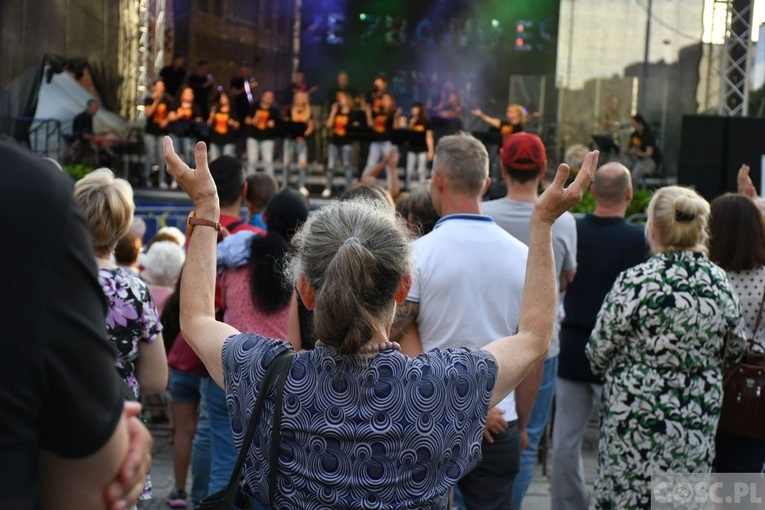 Gorzów Wlkp. Zagrali Nowonarodzeni i Budzy
