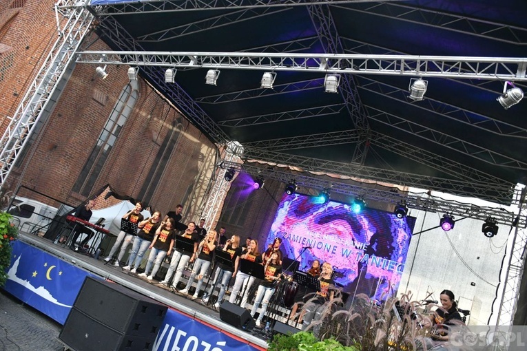 Gorzów Wlkp. Zagrali Nowonarodzeni i Budzy