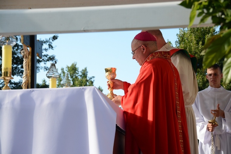 Pielgrzymkowa Eucharystia w Kamieniu Śląskim