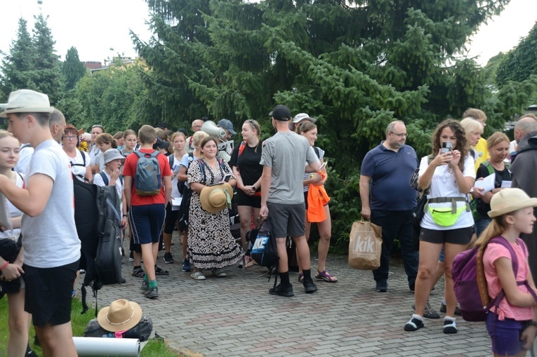 Biskup Waldemar wyprawił w drogę strumień opolski