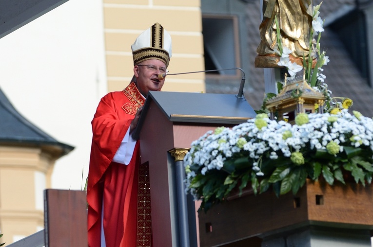 Pielgrzymkowa Eucharystia w Kamieniu Śląskim