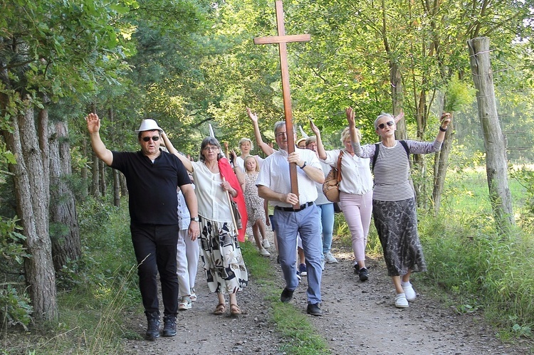 Pielgrzymka z Połczyna do Buślarek