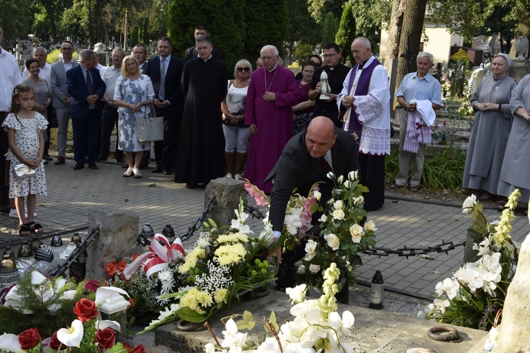 10. rocznica śmierci ks. M. Iwanickiego 