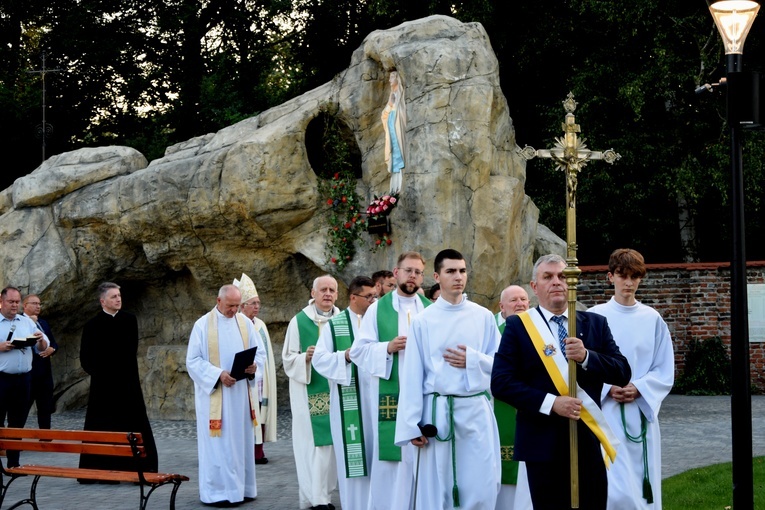 10. rocznica śmierci ks. M. Iwanickiego 