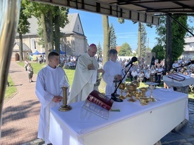 Abp Adrian Galbas przewodniczył Sumie odpustowej w Lubecku w diecezji gliwickiej.