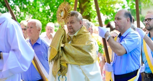 Szczytno. Odpust i jubileusz parafii Wniebowzięcia NMP