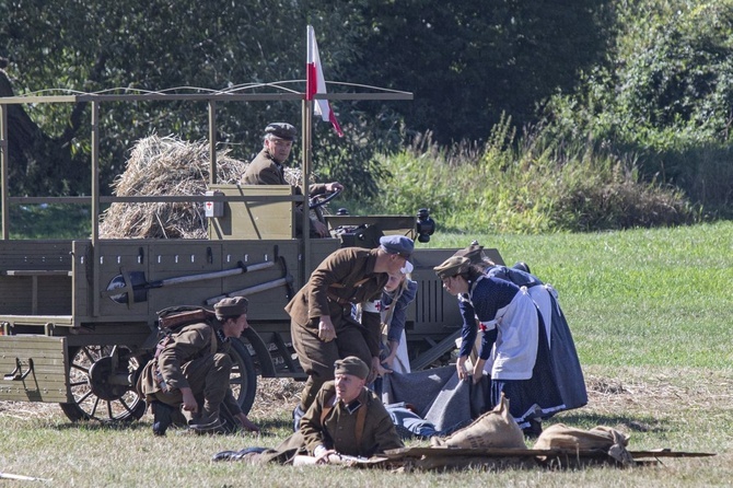 Bolszewika goń, goń, goń. Rekonstrukcja Cudu nad Wisłą