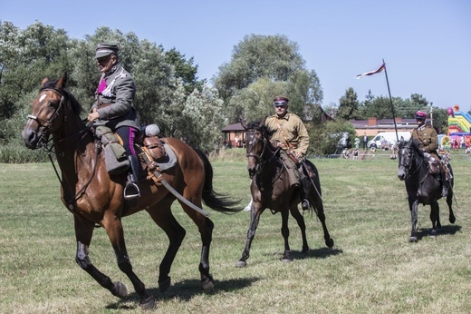 Bolszewika goń, goń, goń. Rekonstrukcja Cudu nad Wisłą