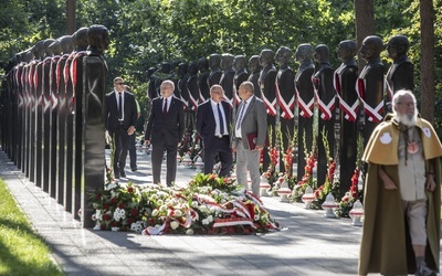 Polana Dębów Pamięci