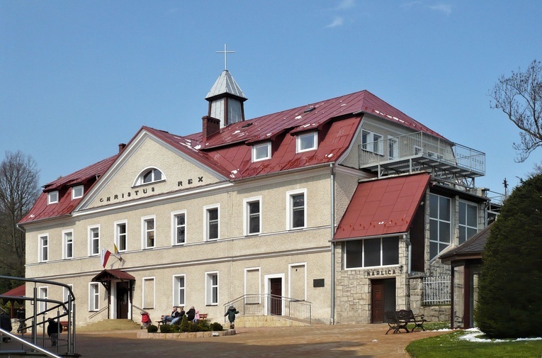 Klasztor sercanów białych w Polanicy Zdroju.