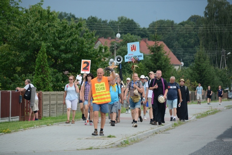 Pielgrzymkowy postój w Gwoździanach