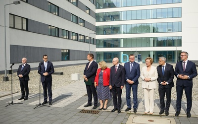 Premier: Szpital MSWiA w Katowicach wkrótce zacznie przyjmować pacjentów w nowej siedzibie 