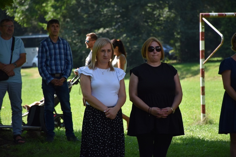 Archidiecezjalna Pielgrzymka Żywego Różańca do Henrykowa 2023