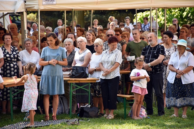 Archidiecezjalna Pielgrzymka Żywego Różańca do Henrykowa 2023