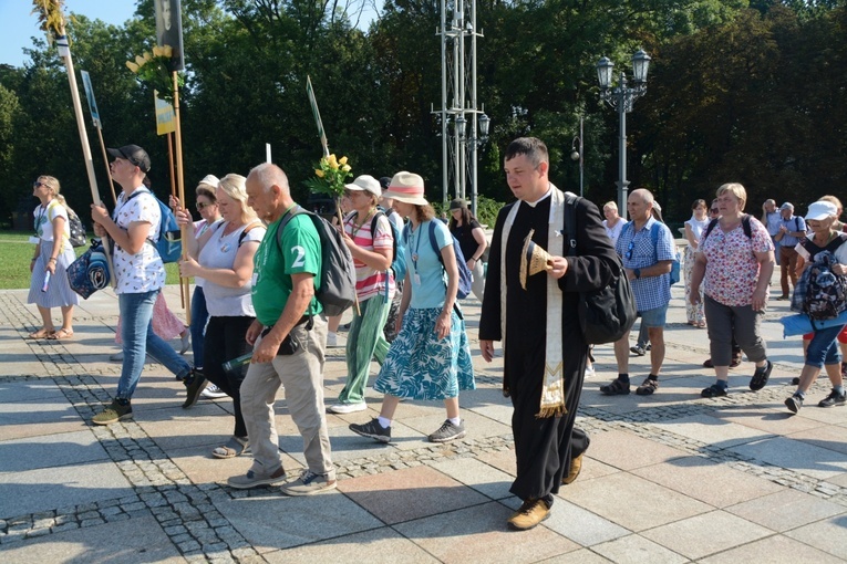 Wejście na Jasną Górę - część 2