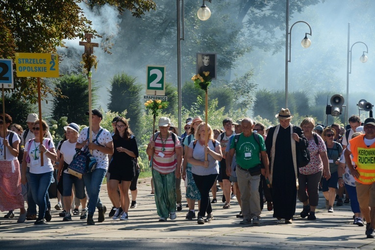 Wejście na Jasną Górę - część 2