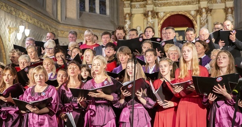 Wyśpiewali miłość do Polski. Festiwal Chórów Polonijnych