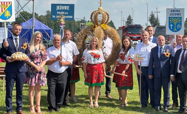 Jeżowe. Jubileuszowe święto plonów