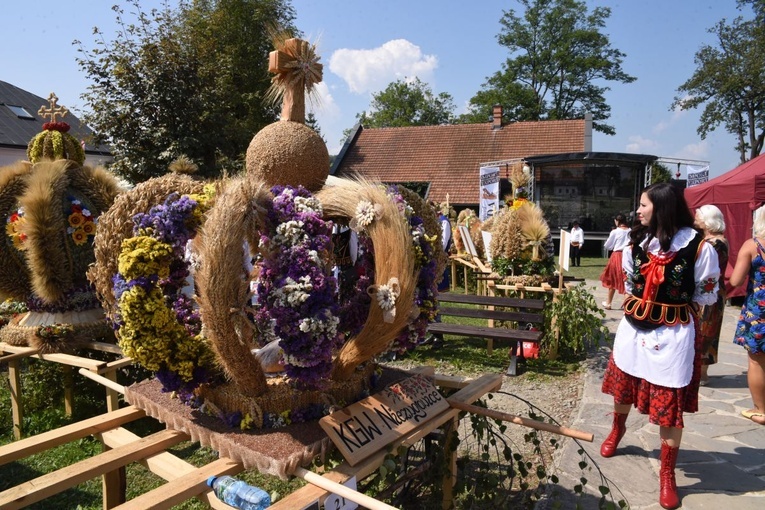 25. Wojewódzkie Dożynki w Korzennej