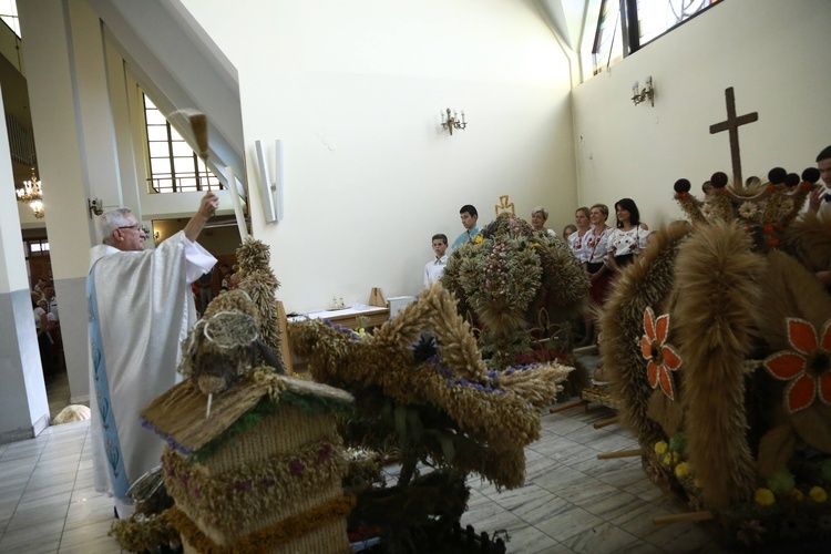 Wieńce z sanktuarium w Borkach
