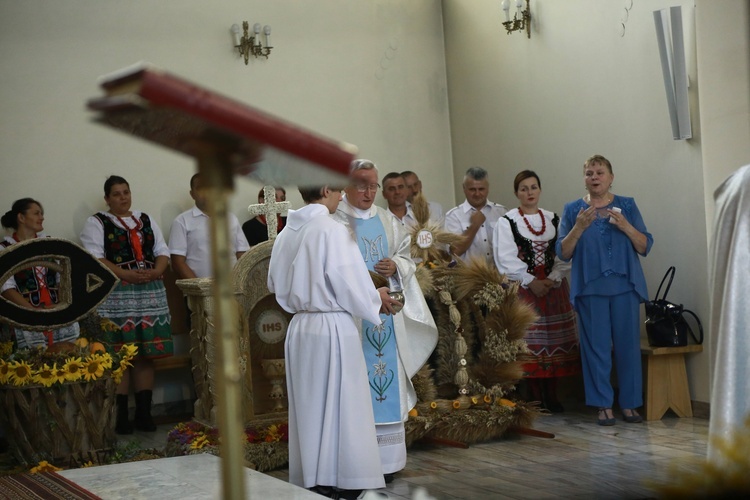 Wieńce z sanktuarium w Borkach