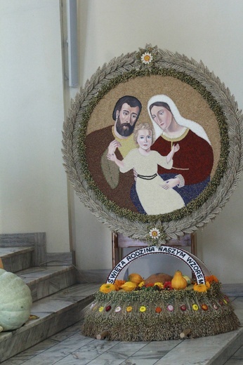 Wieńce z sanktuarium w Borkach