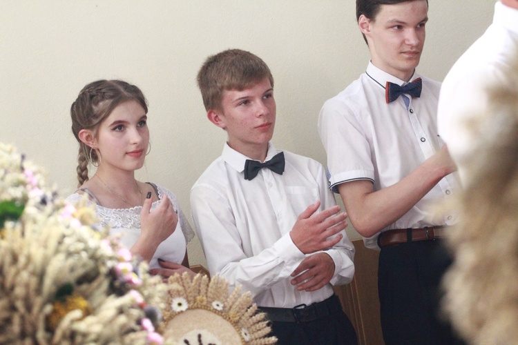 Wieńce z sanktuarium w Borkach