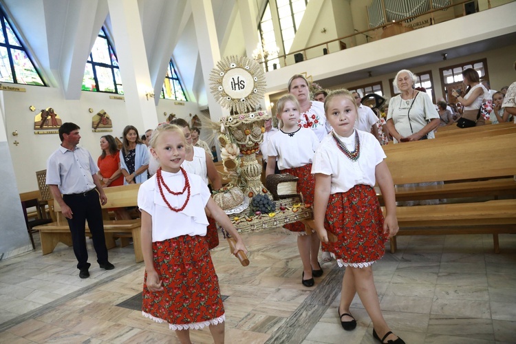 Wieńce z sanktuarium w Borkach