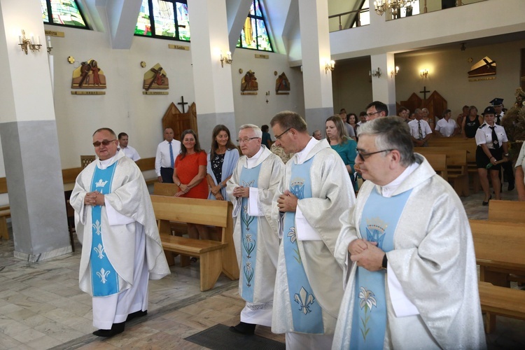 Wieńce z sanktuarium w Borkach