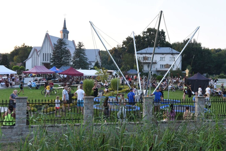 Piknik rodzinny w Mokrzyskach