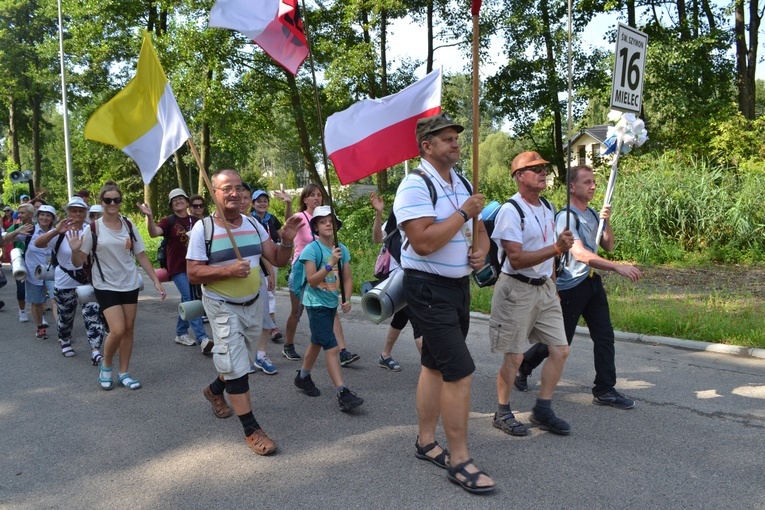 Grupa 16, 17, 18