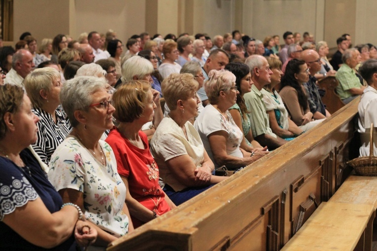 Strzeleckie spotkania ze św. Tereską z Lisieux