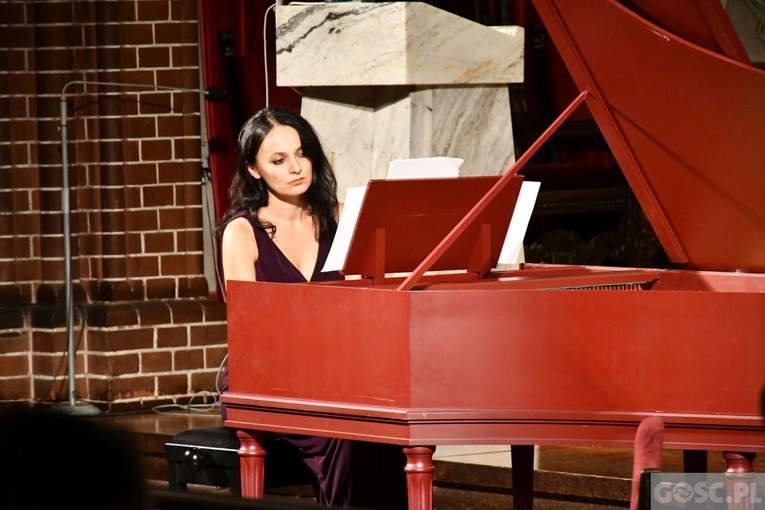 Drezdenko. Wokół króla instrumentów 