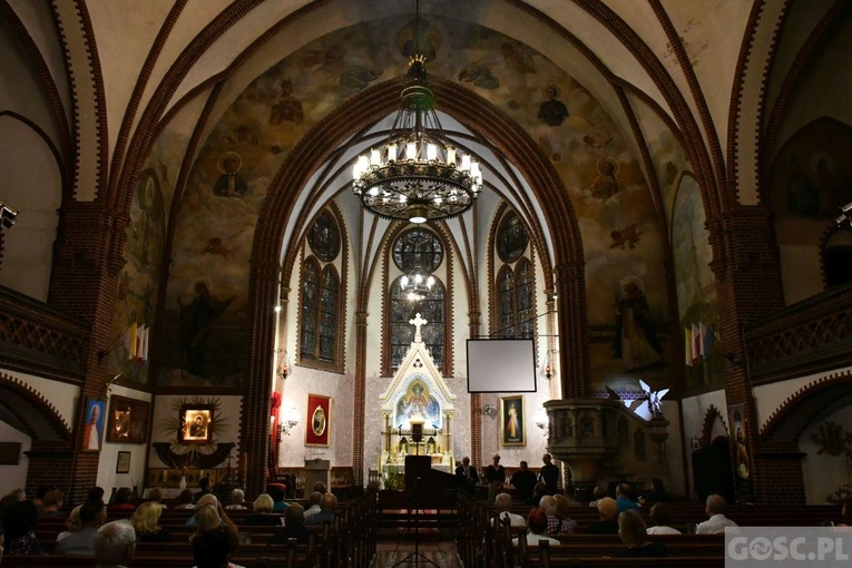 Drezdenko. Wokół króla instrumentów 