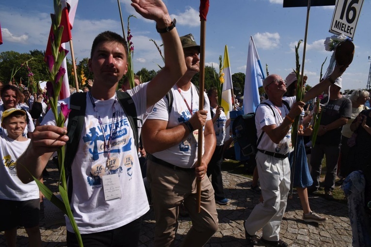 Grupa 16, 17 i 18
