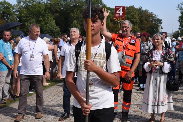 Grupa 4