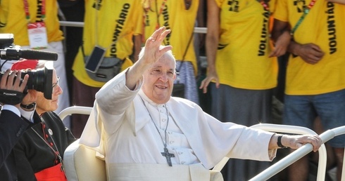 Papież do dziennikarzy: Pomóżcie mi opowiedzieć Synod