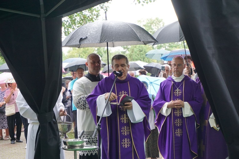 Pogrzeb śp. ks. infułata Pawła Pyrchały - cz. 2