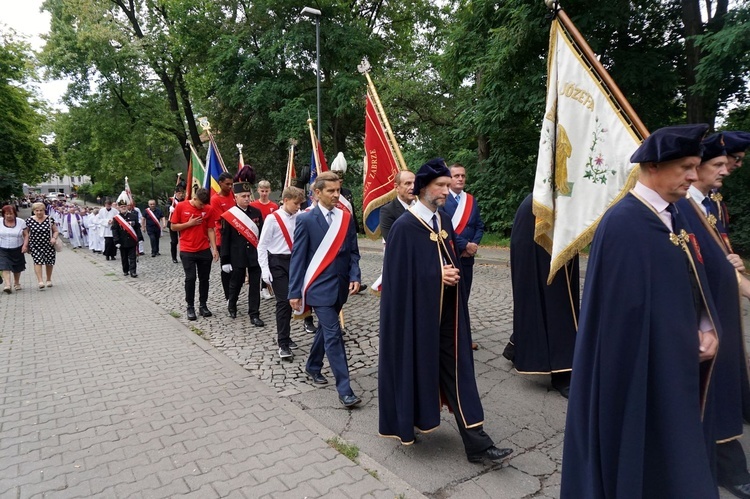 Pogrzeb śp. ks. infułata Pawła Pyrchały - cz. 2