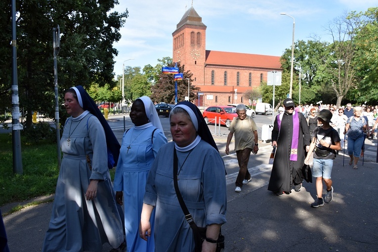 XVIII Międzyparafialna Pielgrzymkę do kościoła pw. NMP Częstochowskiej