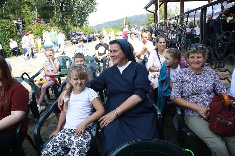 Niedziela w Pasierbcu