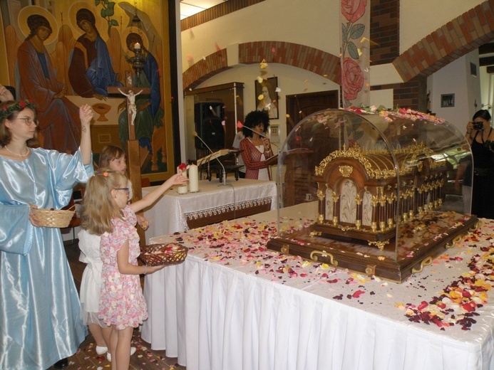 Katowice-Janów. Relikwie Małej Świętej Teresy w Hospicjum Cordis