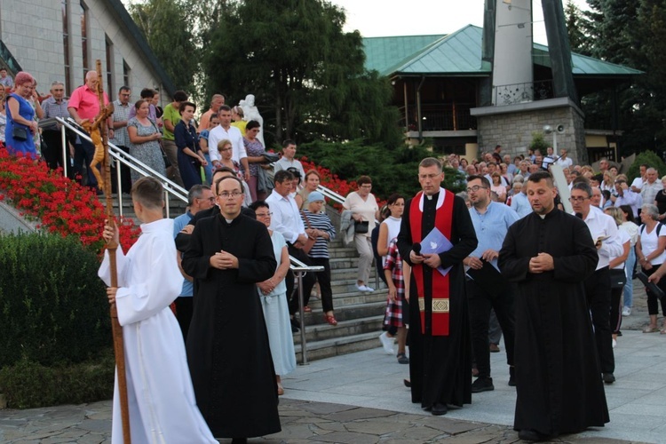 Pielgrzymka z Łąkty do Pasierbca