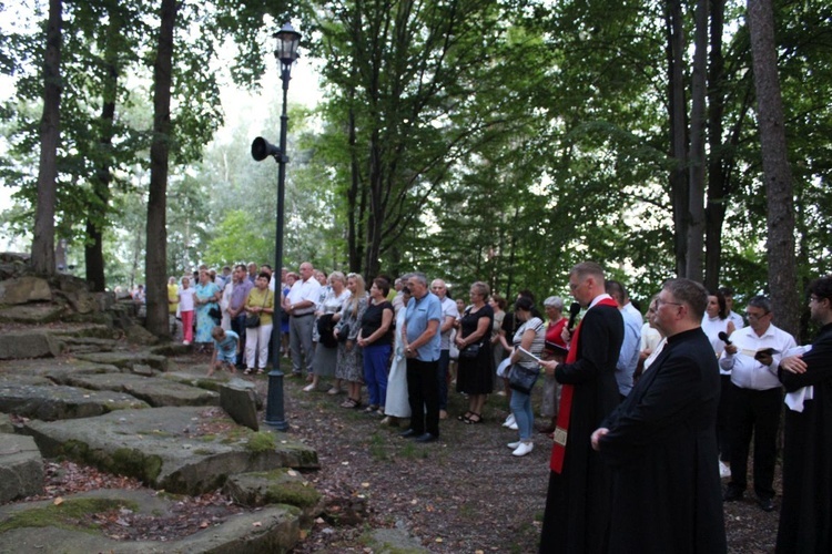 Pielgrzymka z Łąkty do Pasierbca