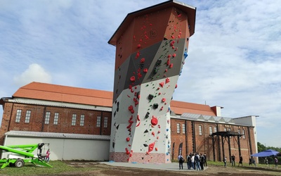 Bytom. Największa zewnętrzna ściana wspinaczkowa w Polsce